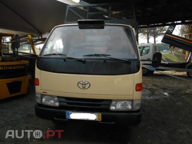 Toyota Dyna 280 Tri-Basculante
