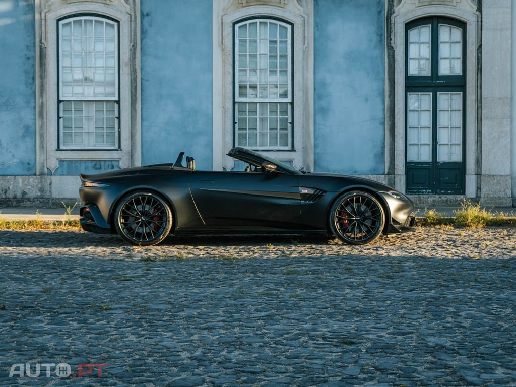 Aston Martin Vantage Roadster V8 F1 Edition