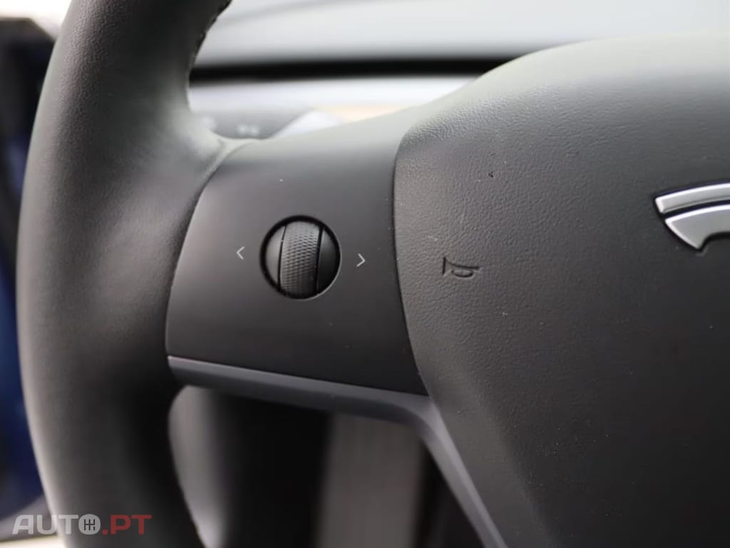 Tesla Model 3 Long-Range AWD I.V.A DEDUTÍVEL