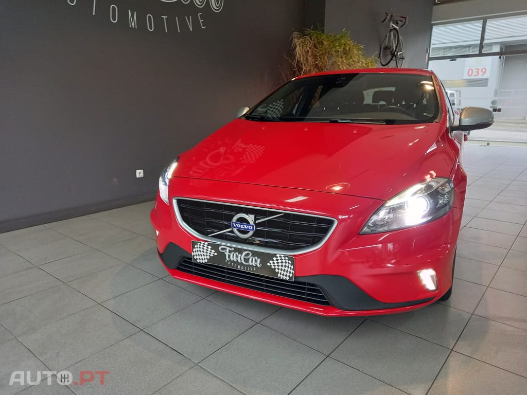Volvo V40 2.0 D2 R-Design