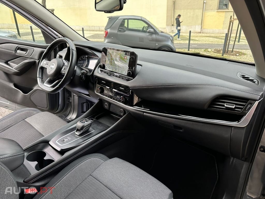 Nissan Qashqai 1.3 DIG-T N-Connecta Xtronic