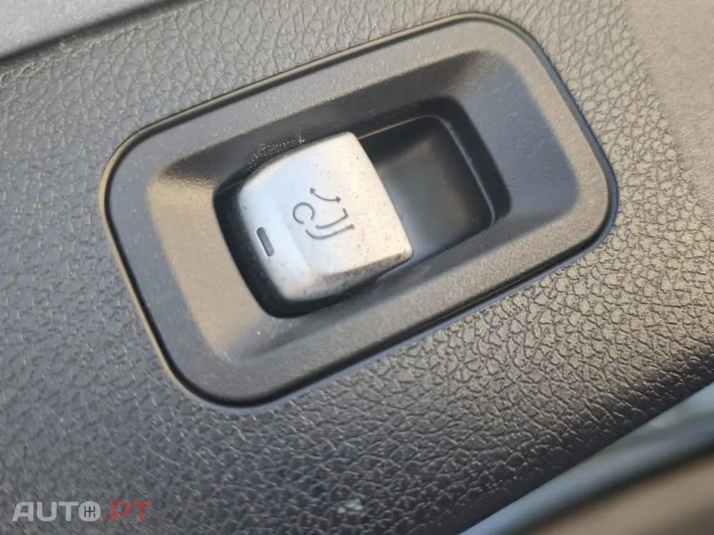 Mercedes-Benz E 300 e Station 9G-TRONIC AMG Line