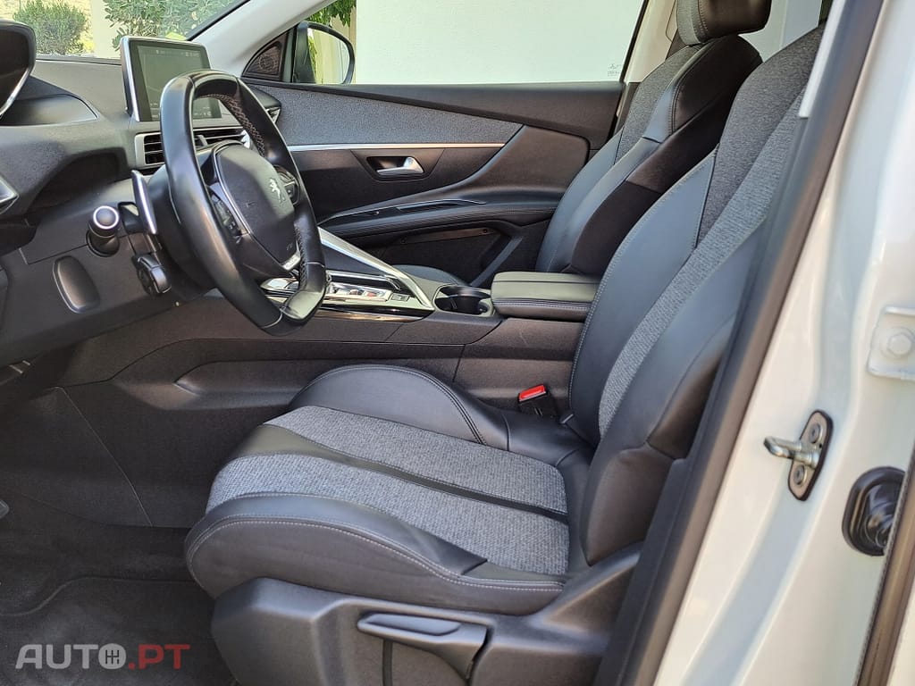 Peugeot 3008 HDI Allure cx Automática