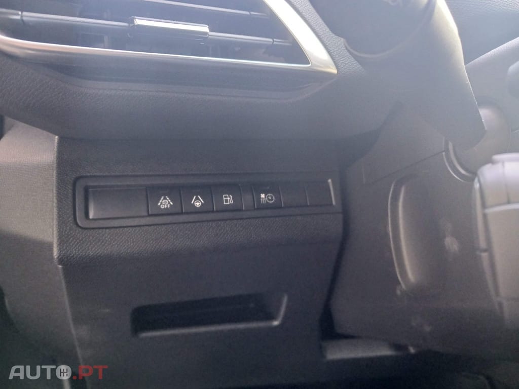 Peugeot 3008 1.6 Hybrid GT e-EAT8