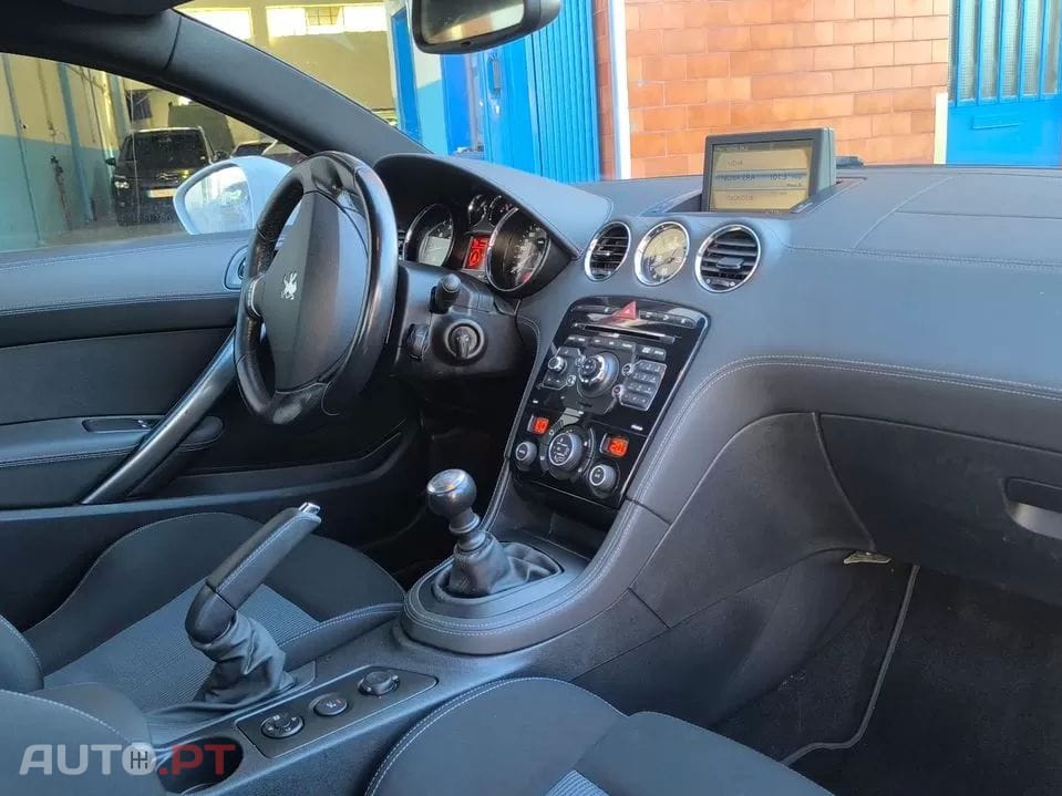 Peugeot RCZ 1 6 200 Thp Onyx