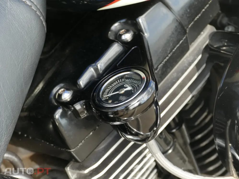 Harley Davidson FLST Soft Tail c/ injeção c/ radiador óleo