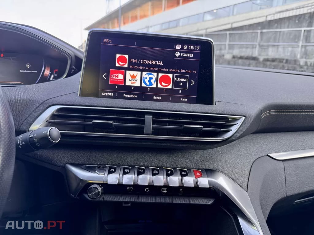 Peugeot 3008 1.5 BlueHDi GT Line EAT8