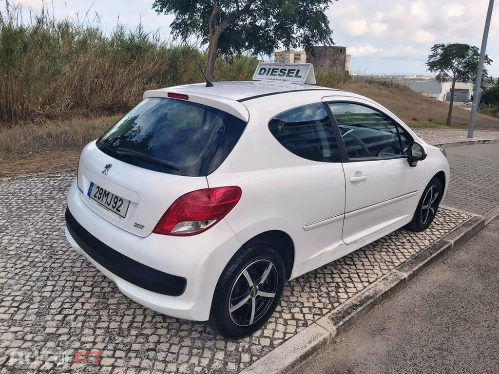 Peugeot 207  1.4 HDI PACK CLIM