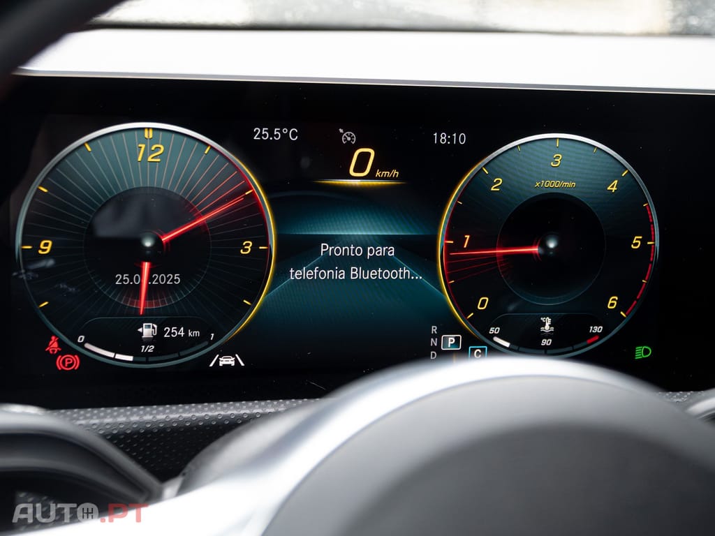 Mercedes-Benz A 180 d AMG Line PACK NIGHT