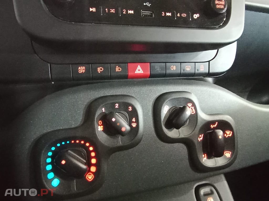 Fiat Panda 1.0 Hybrid Pandina