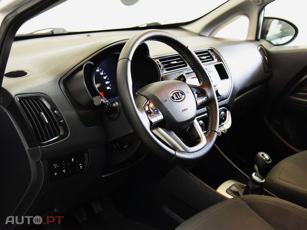 Kia Rio 1.1 CRDi EX