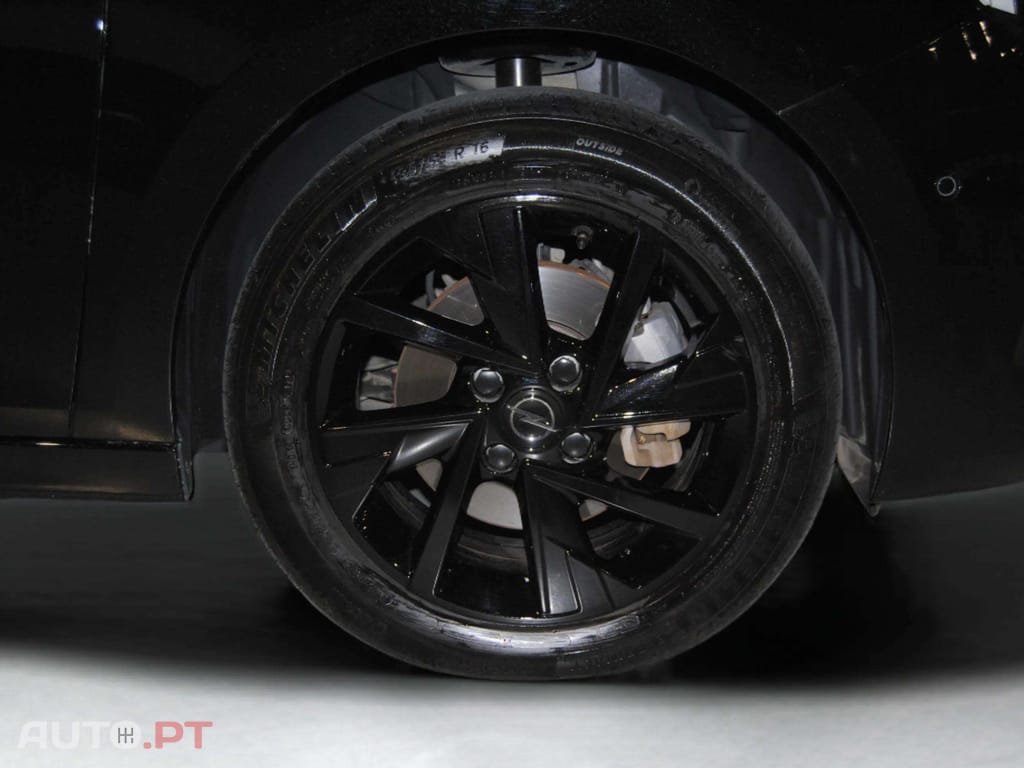 Opel Corsa 1.2 HYBRID GS eDCT