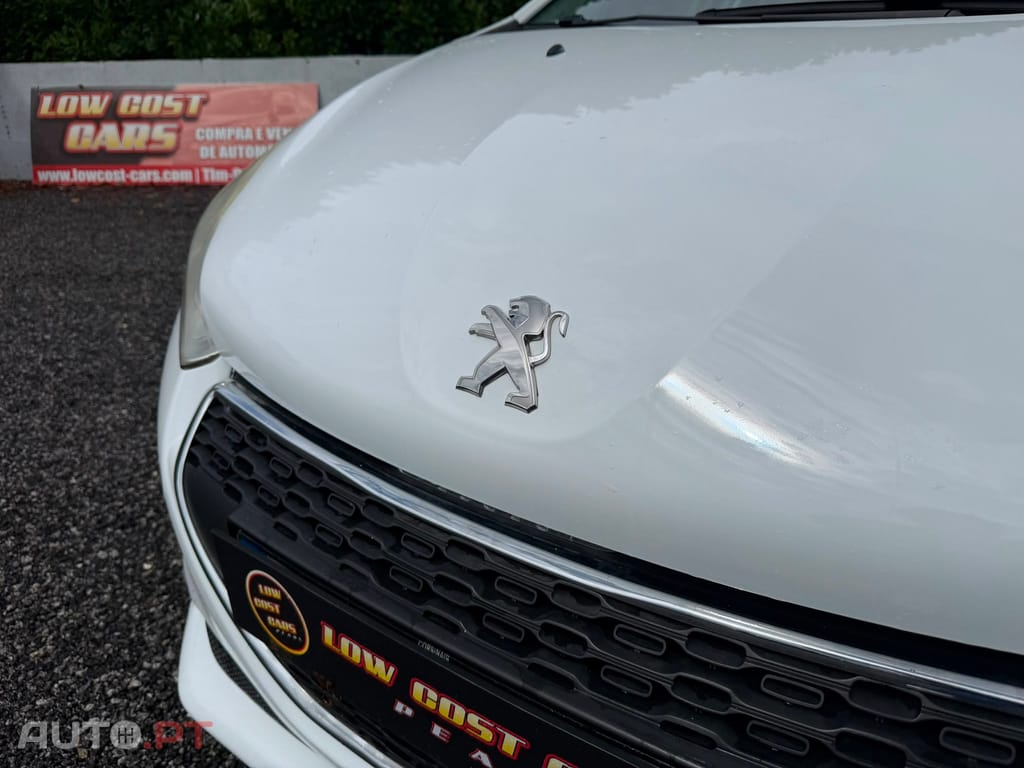 Peugeot 208 1.6 BlueHDi Style