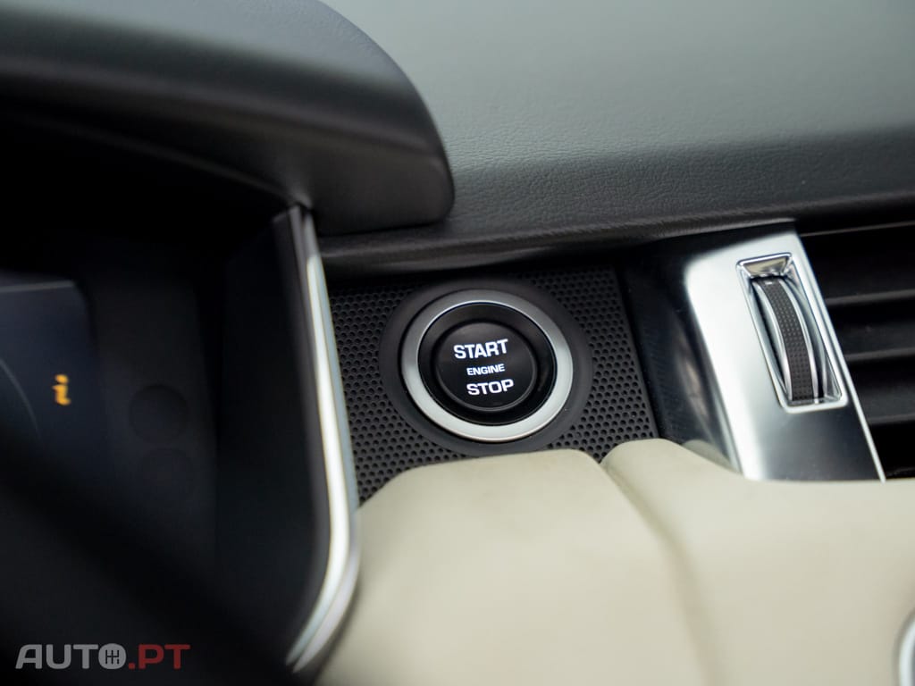 Land Rover Range Rover Sport 2.0 Si4 PHEV HSE Silver