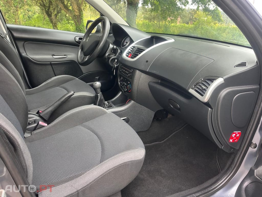 Peugeot 206+ 1.1 Gasolina