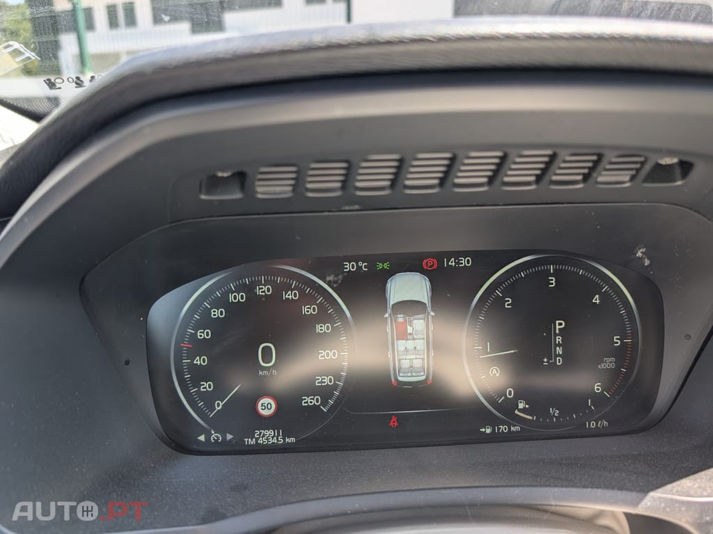Volvo XC90 D4 Momentum