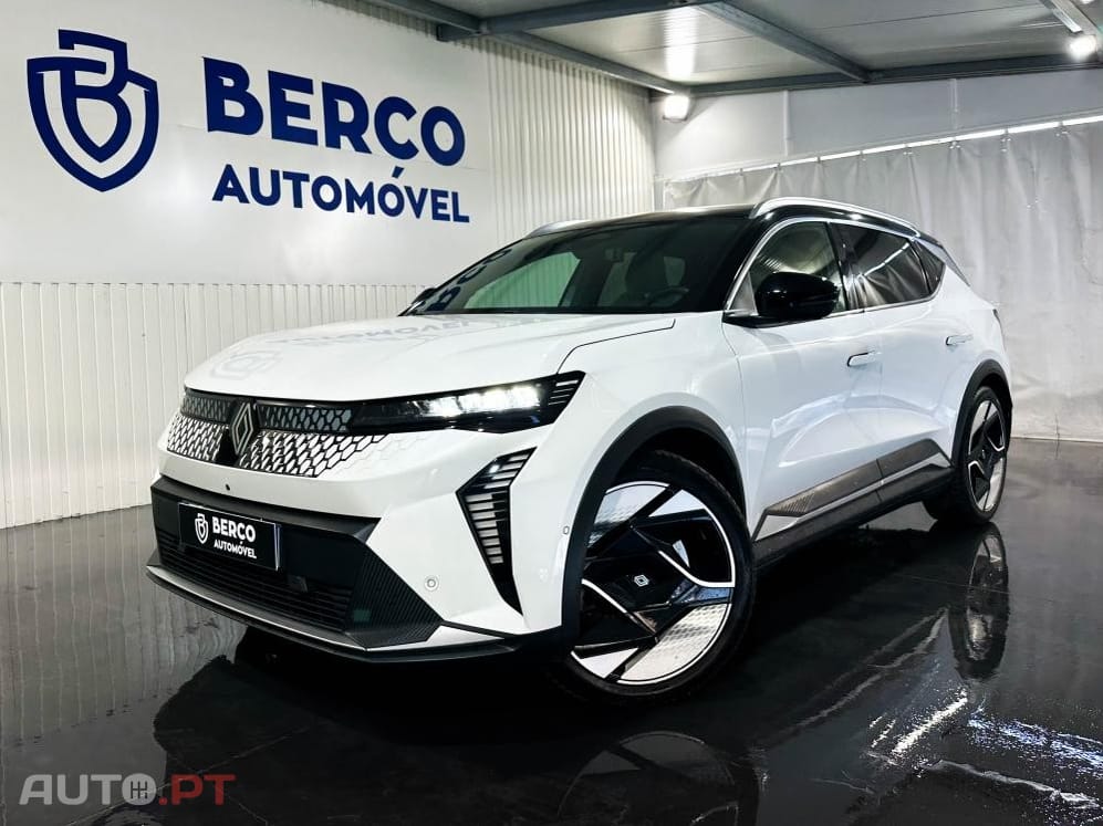 Renault Scénic 220 Long Range Techno