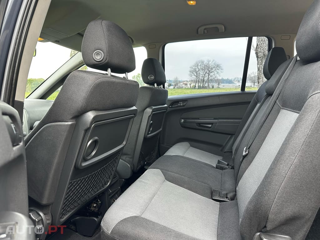 Opel Zafira 1.9 CDTi Enjoy