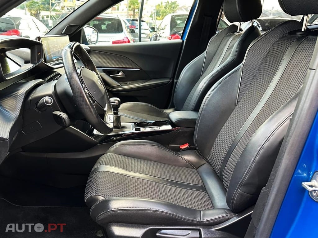 Peugeot 2008 1.5 BlueHDi GT Line