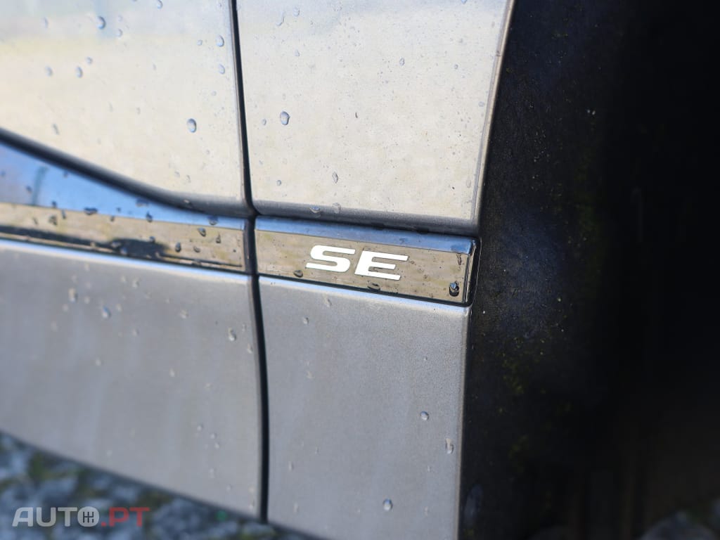 Jaguar I-Pace EV400 SE AWD