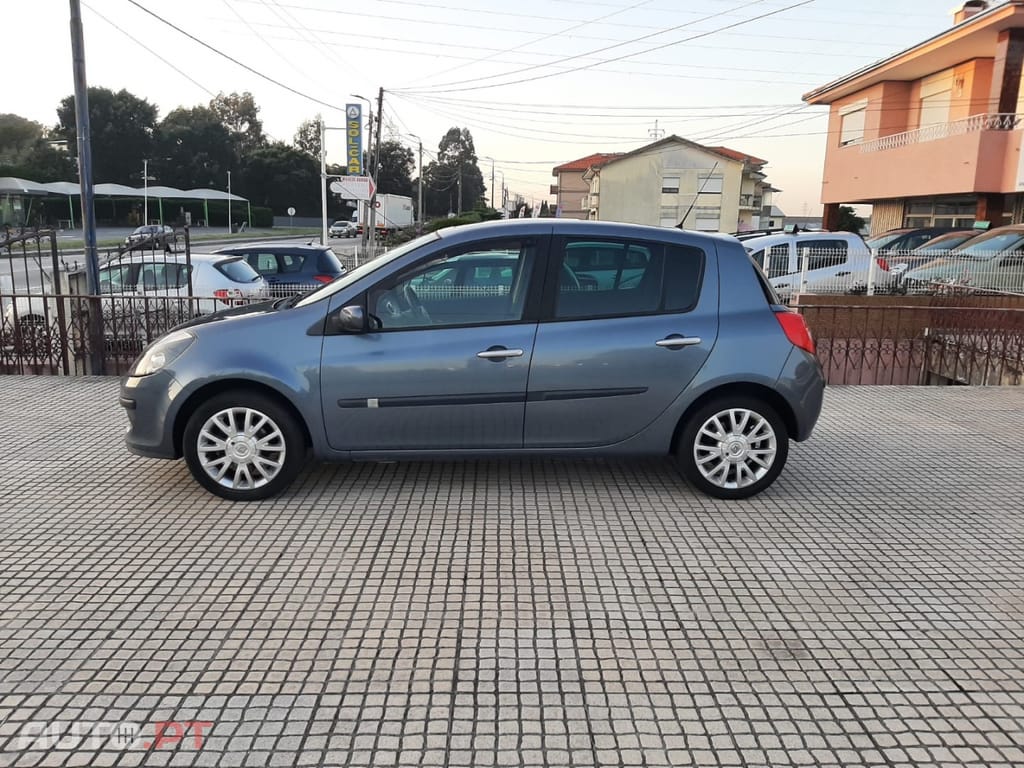 Renault Clio 1.2 16V TCE Luxe
