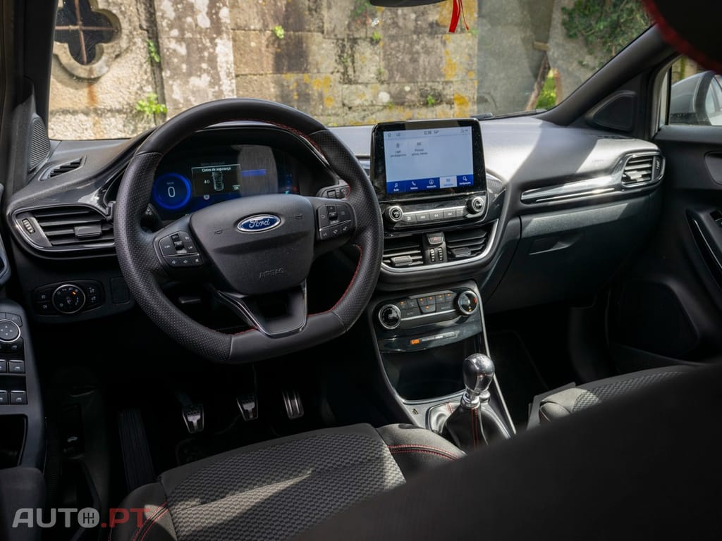 Ford Puma 1.0 EcoBoost MHEV ST-Line