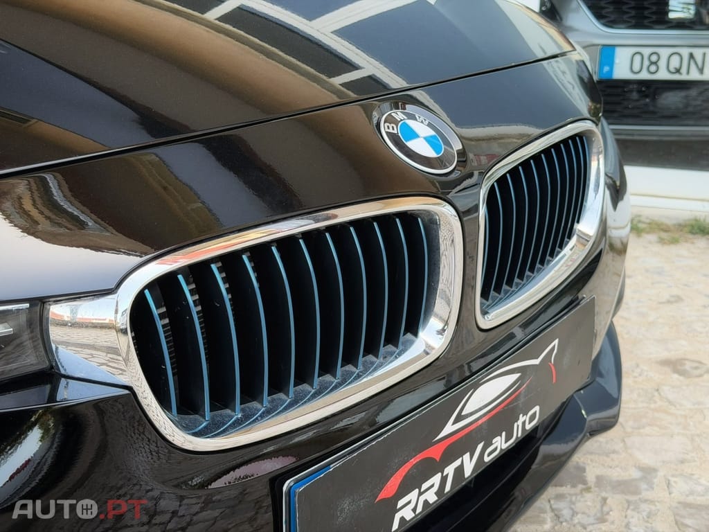 BMW 330 e iPerformance Advantage