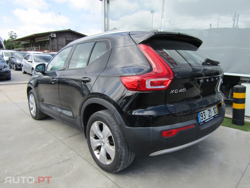 Volvo XC40 2.0 D3 Momentum