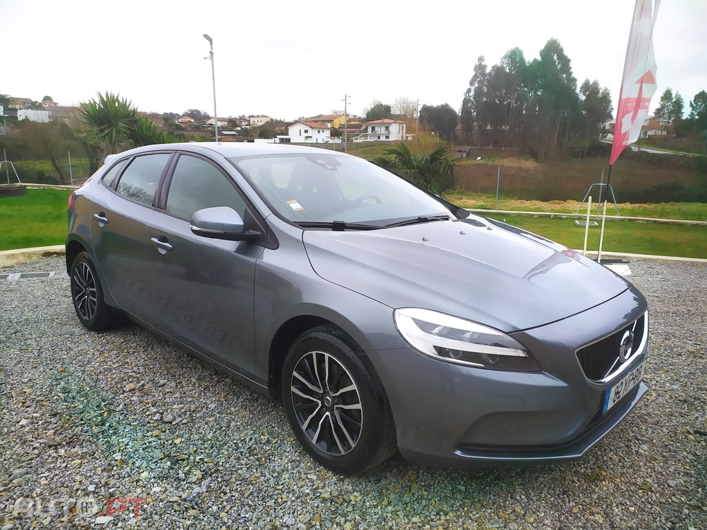 Volvo V40 2.0 D3 Momentum