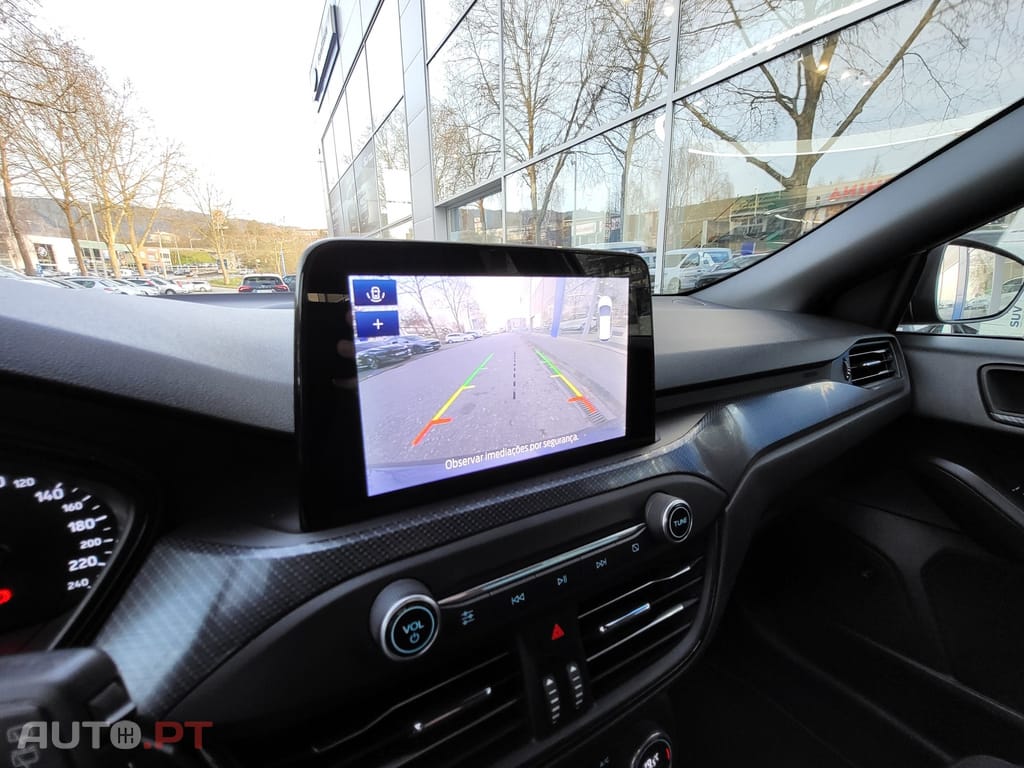 Ford Focus 1.0 EcoBoost ST-Line X