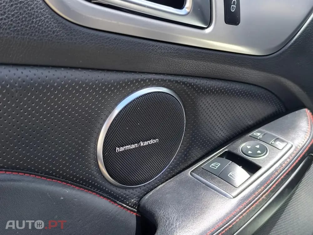 Mercedes-Benz SLK 250 (BlueEFFICIENCY) 7G-TRONIC