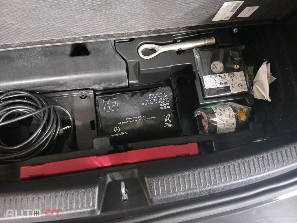 Mercedes-Benz A 250 E STYLE PLUS Hibrido Plug-In