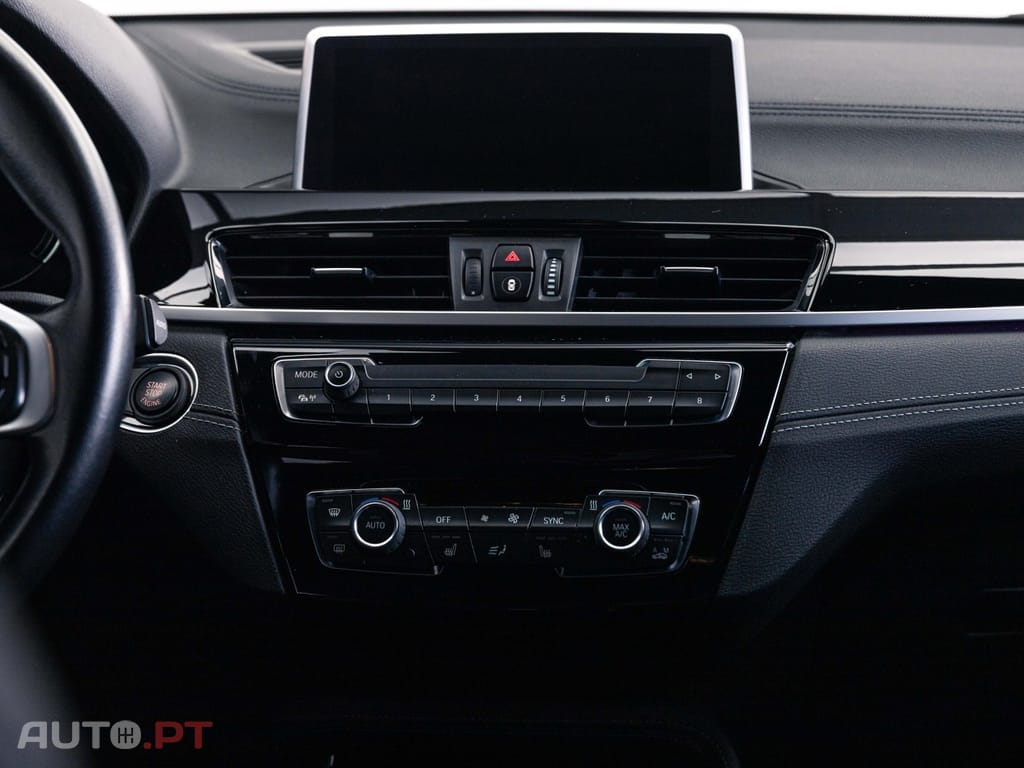 BMW X2 16 d sDrive Auto