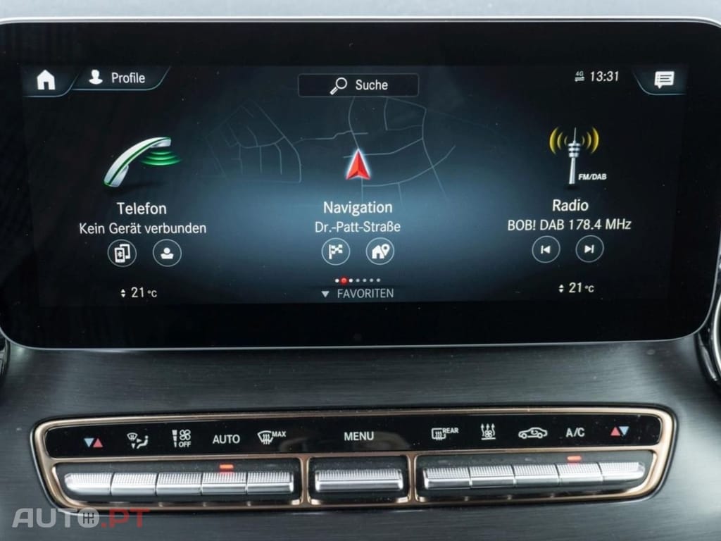 Mercedes-Benz EQV 300 Long MBUX Navi I.V.A DEDUTÍVEL 