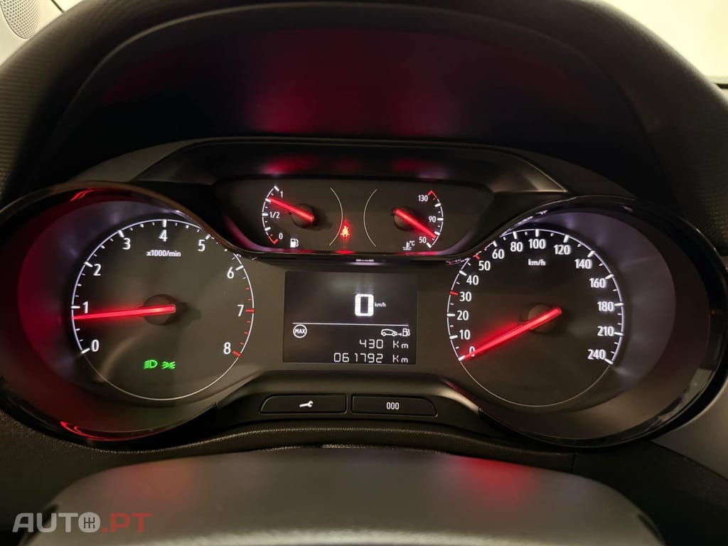 Opel Crossland 1.2 Business Edition