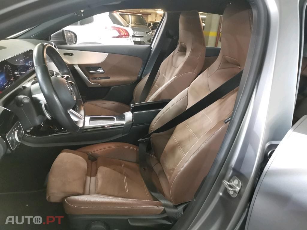 Mercedes-Benz A 250 e