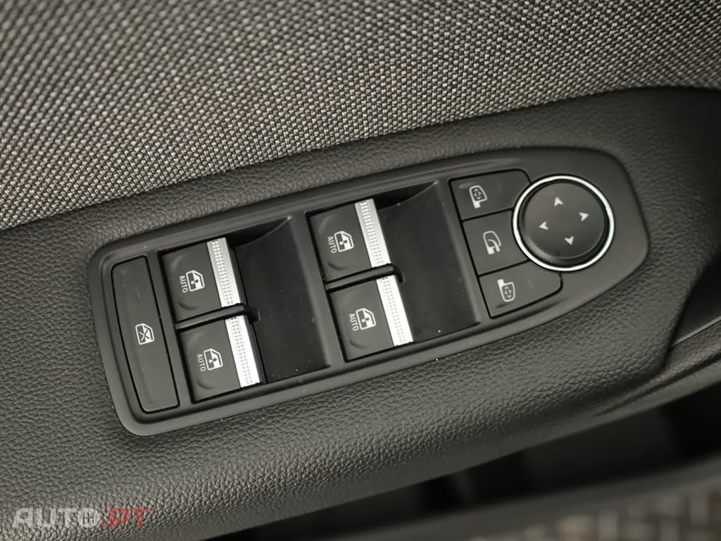 Renault Captur Captur 1.0 TCe Techno Bi-Fuel