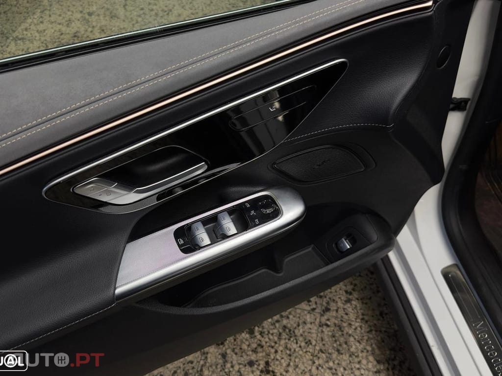 Mercedes-Benz EQE 350