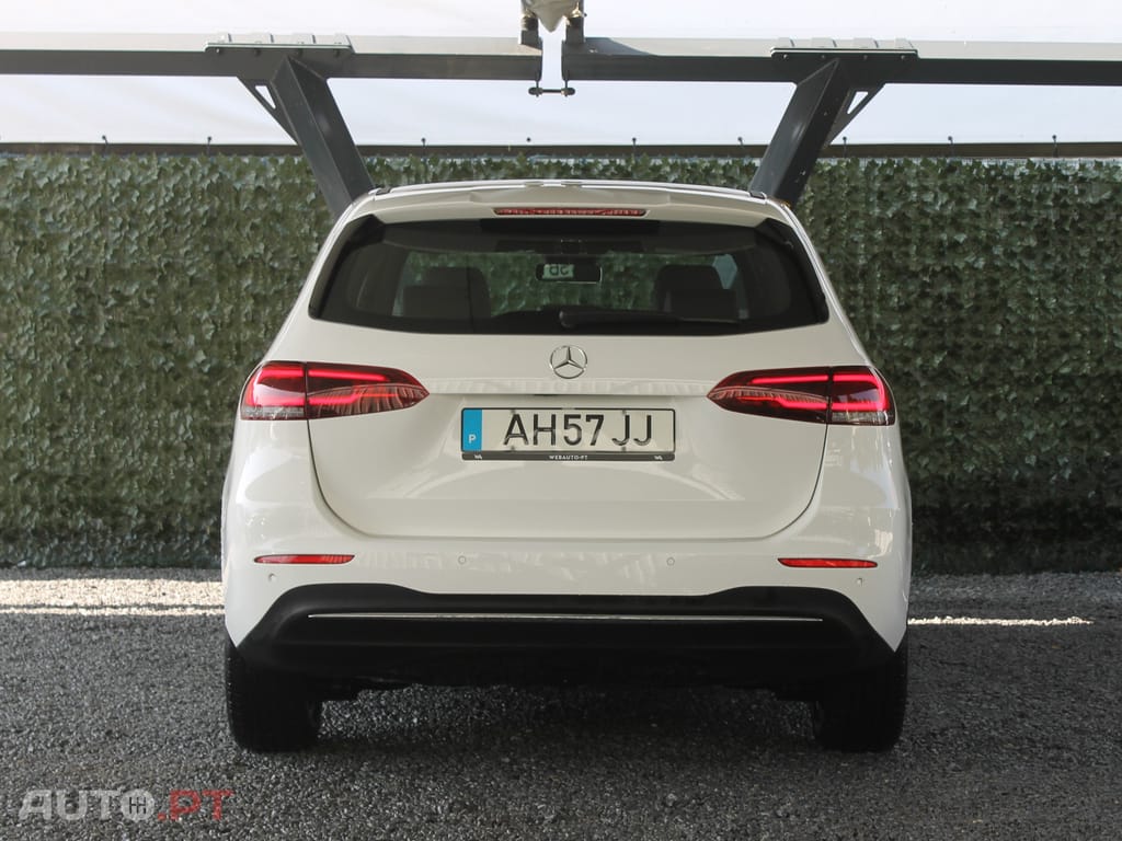 Mercedes-Benz B 250 e Style Plus