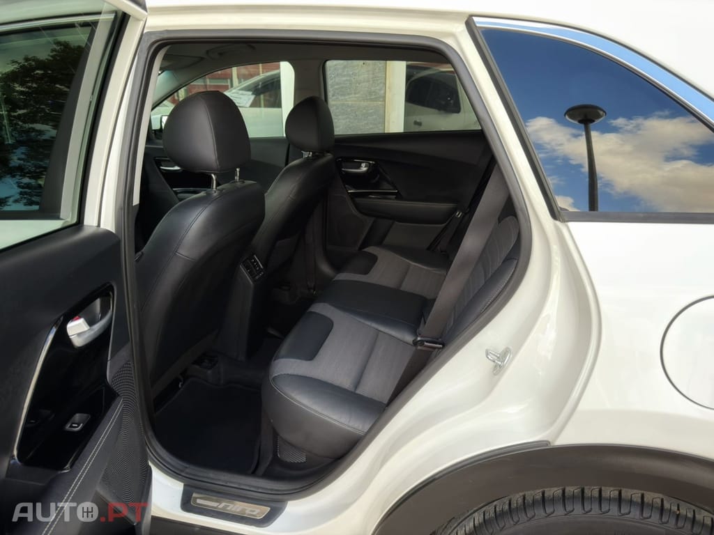 Kia Niro 1.6 GDi HEV Drive