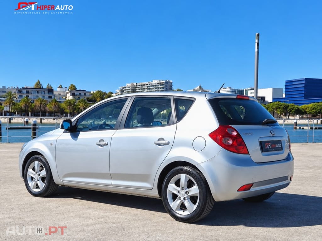 Kia Ceed 1.4 CVVT EX