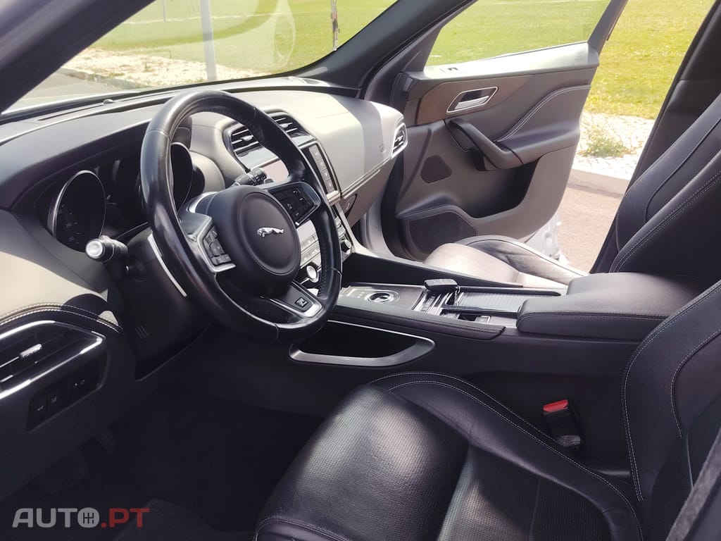 Jaguar F-Pace 2.0 iD 4 R Sport