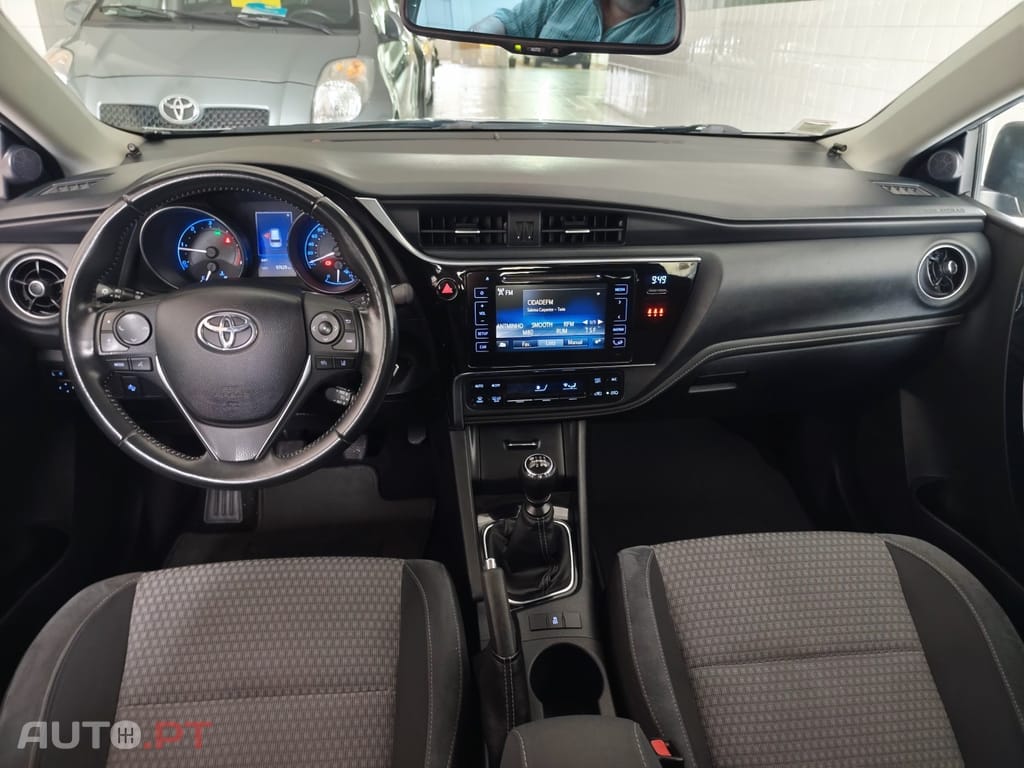Toyota Auris Touring Sports 1.4 D-4D Comfort+Pack Sport
