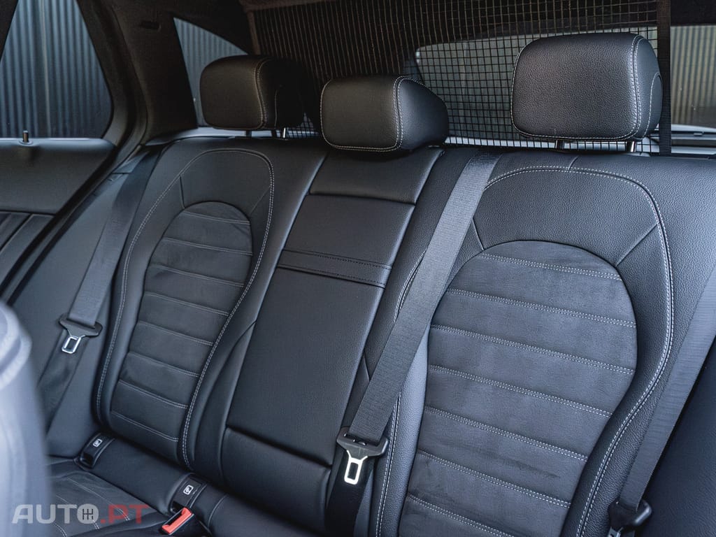 Mercedes-Benz C 300 de AMG Line