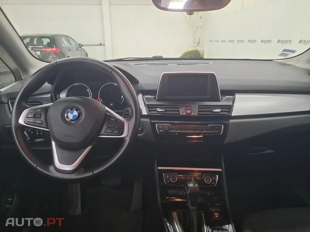 BMW 225 Advantage
