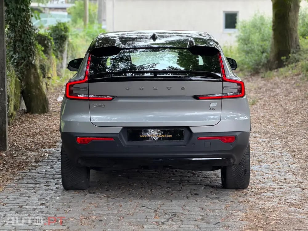 Volvo C40 Recharge Twin Motor Core