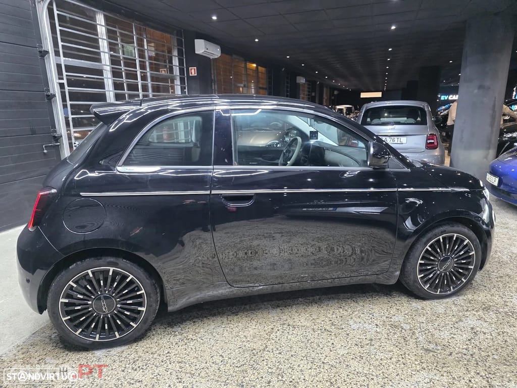 Fiat 500e La Prima