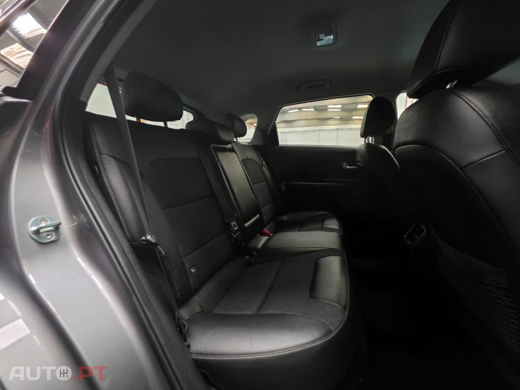 Kia Niro 1.6 GDi HEV Urban