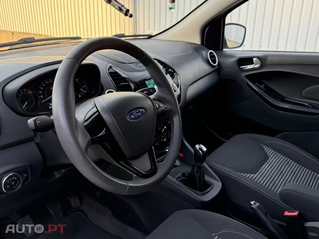 Ford KA 1.2 Ti-VCT White & Black Edition