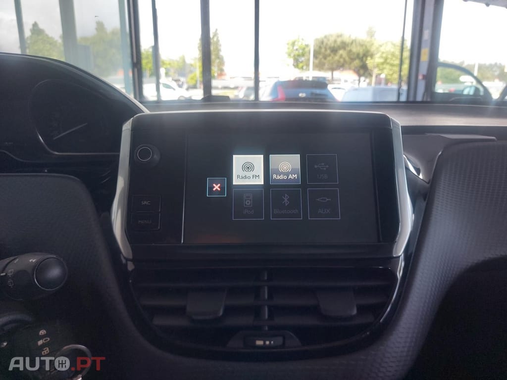 Peugeot 2008 1.2 PureTech Allure